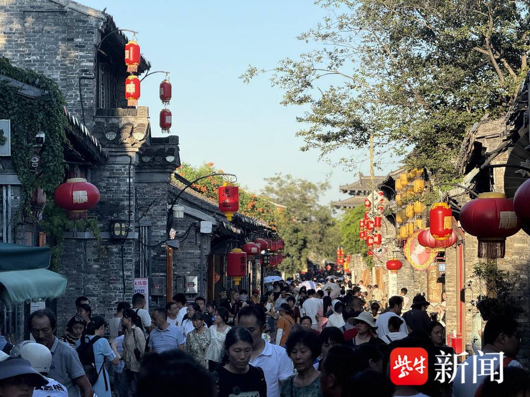 客如织, 艺术季系列