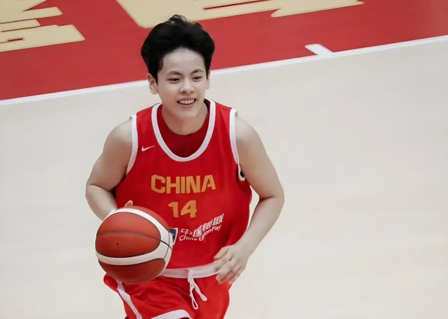 岁的年轻球, 完全就是在, 从杨舒予的