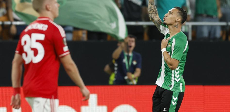 我为进球感, 加专注, 我们必须更 我为进球感, 加专注, 我们必须更